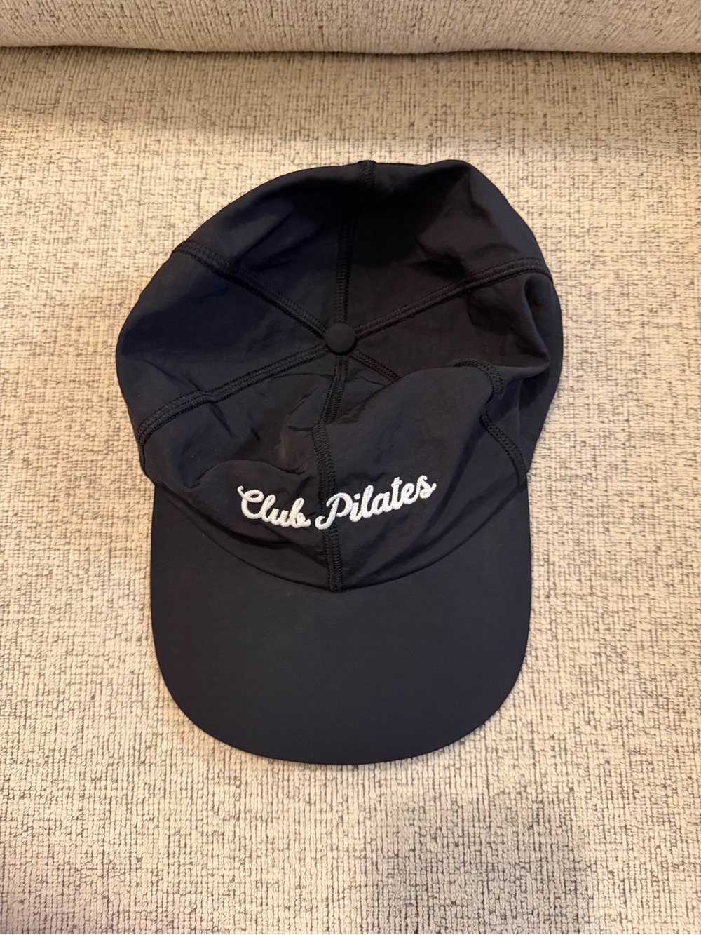 Lululemon Club Pilates black hat #pilates #activewear #lululemon